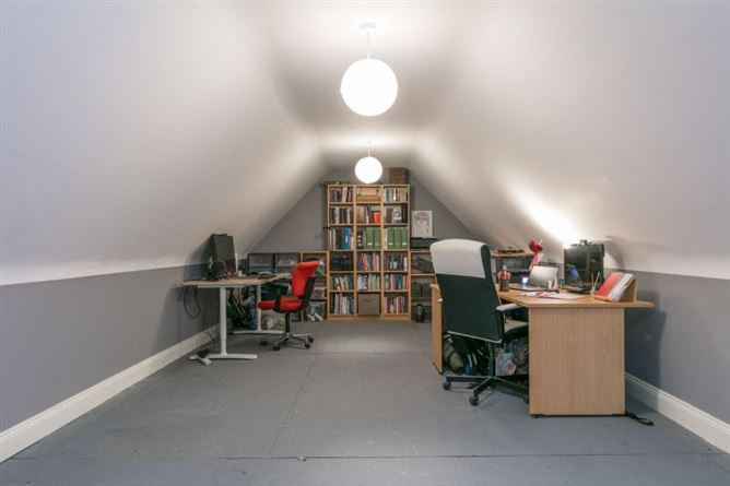 Hawthorn Lane, Clonmines, Wellingtonbridge, Wexford