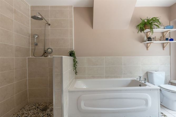 Hawthorn Lane, Clonmines, Wellingtonbridge, Wexford