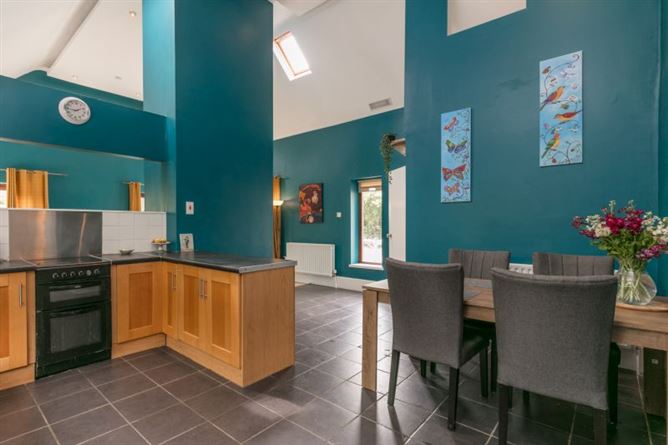 Hawthorn Lane, Clonmines, Wellingtonbridge, Wexford