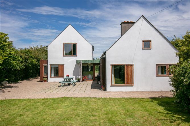 Hawthorn Lane, Clonmines, Wellingtonbridge, Wexford