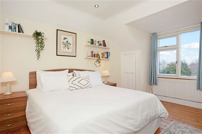 124 Strand Road, Sandymount,   Dublin 4
