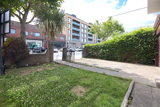 52 Collins Avenue East, Killester,   Dublin 5