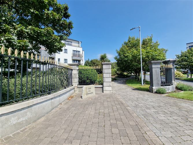 17 Dun na Carraige , Salthill, Galway
