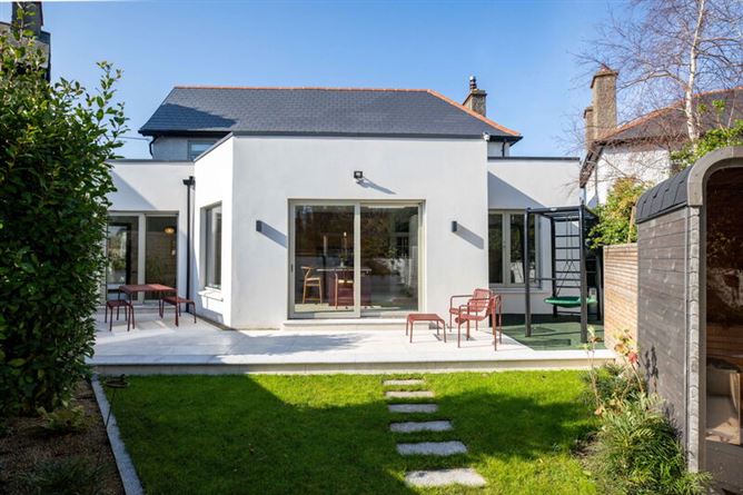 27 Frascati Park, Blackrock, Co. Dublin