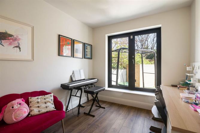 27 Frascati Park, Blackrock, Co. Dublin