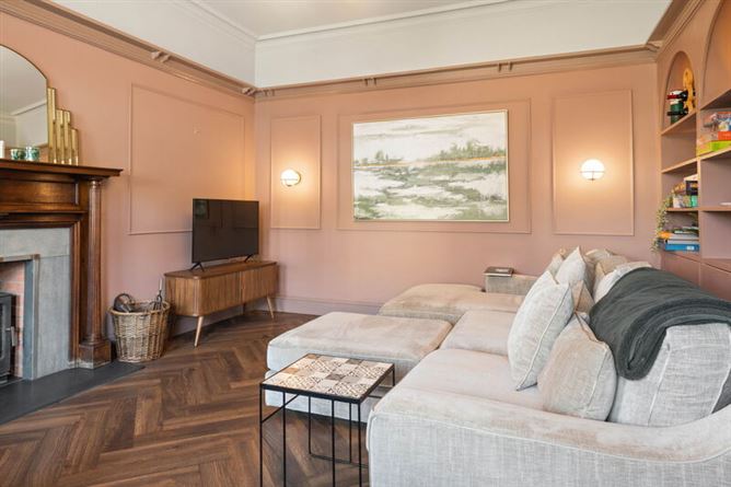 27 Frascati Park, Blackrock, Co. Dublin