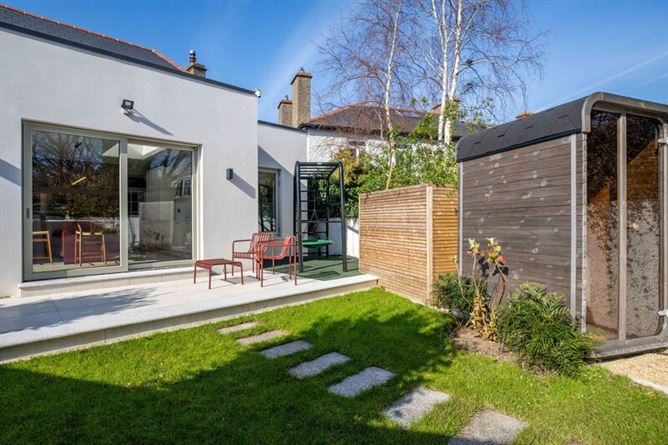 27 Frascati Park, Blackrock, Co. Dublin