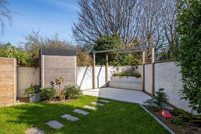 27 Frascati Park, Blackrock, Co. Dublin