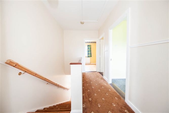 Photo 12 of 27 — 44 Maryfield Crescent, Artane, Dublin 5