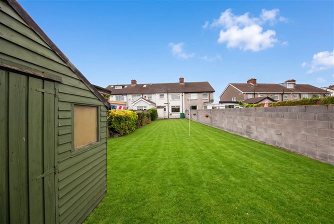 Photo 25 of 27 — 44 Maryfield Crescent, Artane, Dublin 5