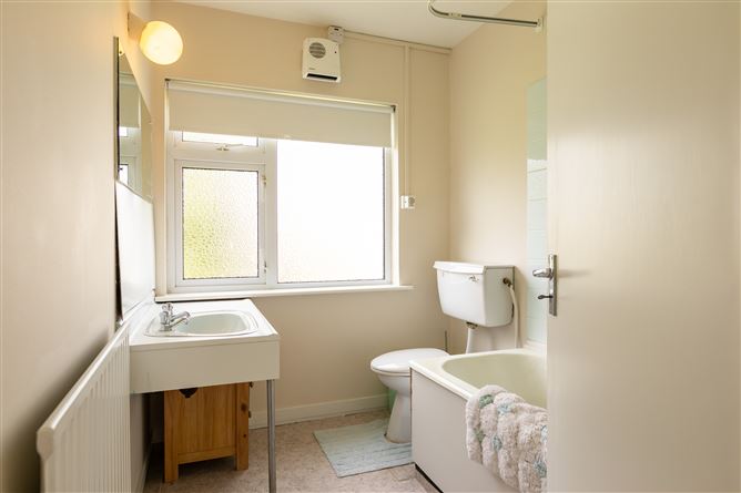 59 Monaloe Park Road, Blackrock, Dublin County