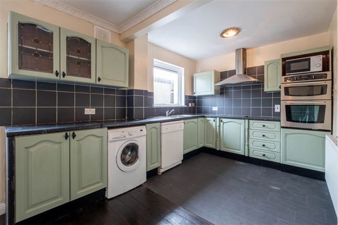 31 Whitechurch Park, Rathfarnham, Dublin 16
