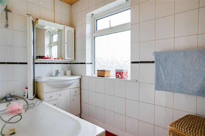 85 Landscape Park, Churchtown, Dublin 14