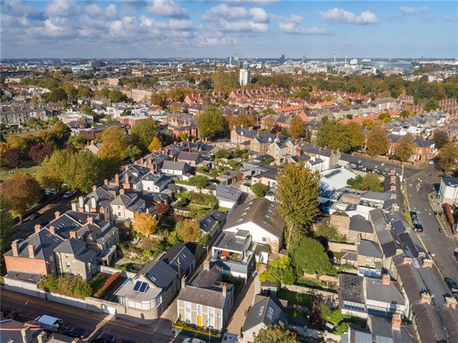 3 Woods Way, Off Mount Eden Road, Donnybrook, Dublin 4