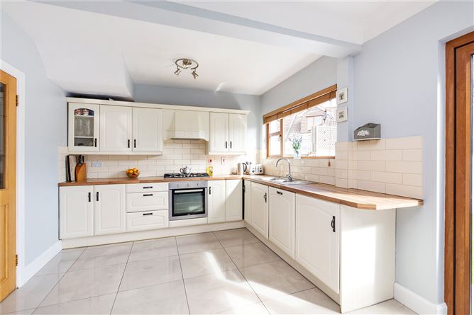 13 Brookwood Crescent, Artane, Dublin 5