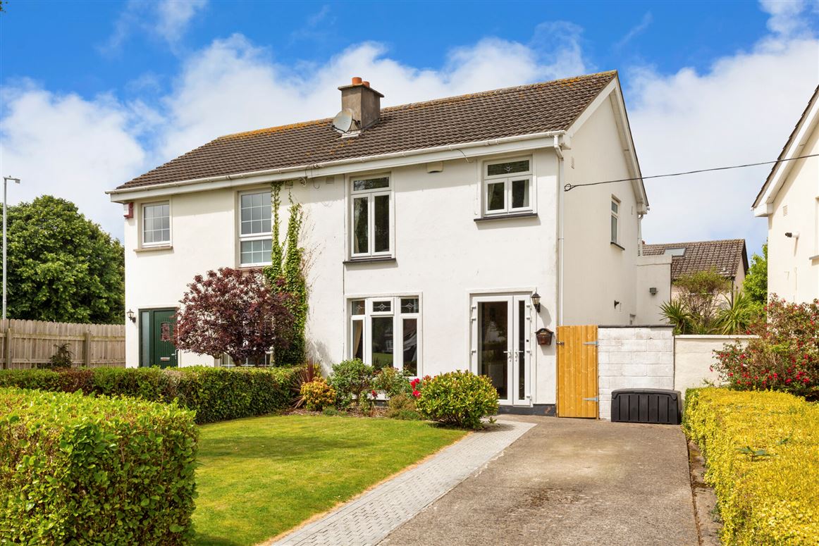 4 Llewellyn Close, Rathfarnham, Dublin 16