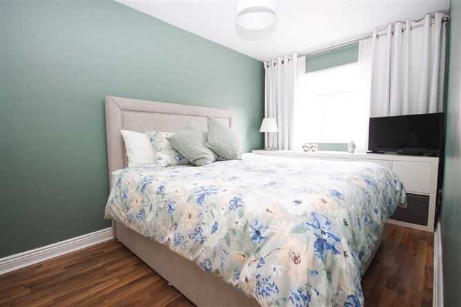 25 Russell Place, Tallaght, Dublin 24