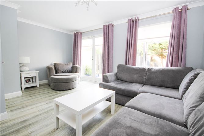 25 Russell Place, Tallaght, Dublin 24