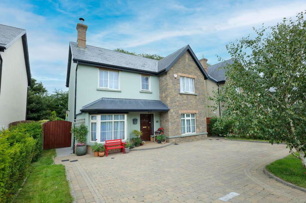 2 Beechwood Avenue, Oakfield, Charleville, Cork