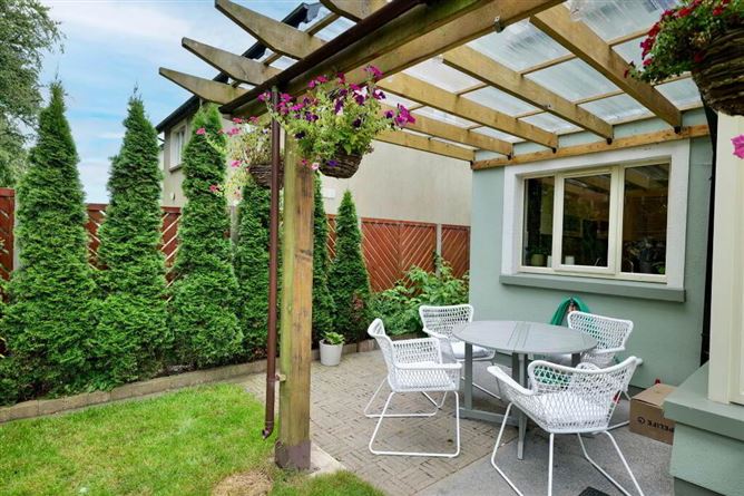 2 Beechwood Avenue, Oakfield, Charleville, Cork