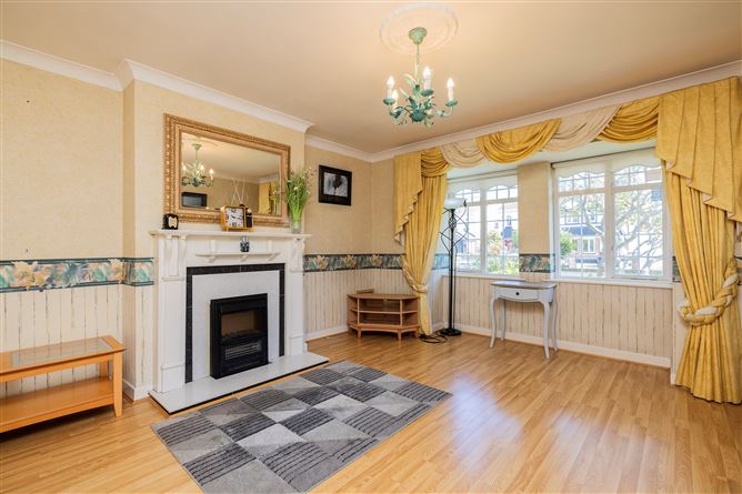 https://photos-a.propertyimages.ie/media/8/9/2/4952298/6217f9b6-5586-4f80-9e83-c09866403b92_l.jpg