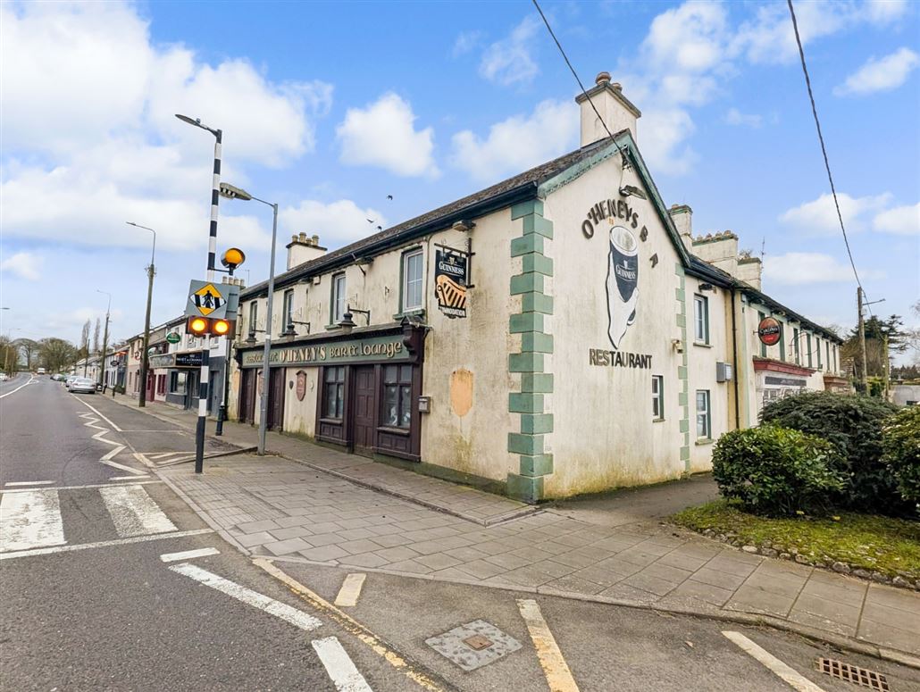 Mixed use building on Main Street, Bansha, Co. Tipperary