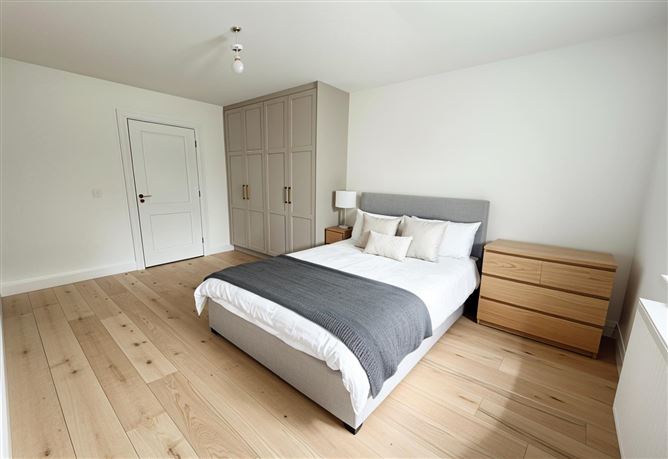 Photo 7 of 28 — 5 Bower Court, Prosperous, Co. Kildare