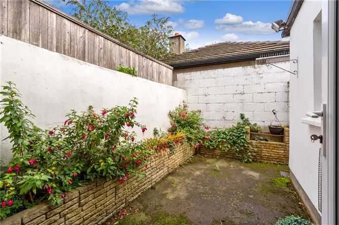 E, 6 Granite Place, Ballsbridge, Dublin 4