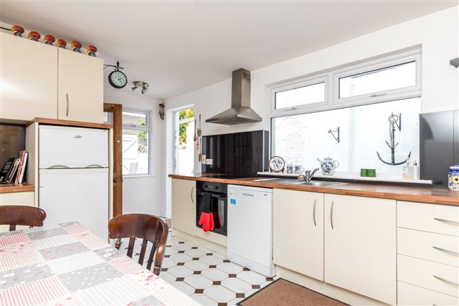 8 Martello Terrace, Bray, Co. Wicklow