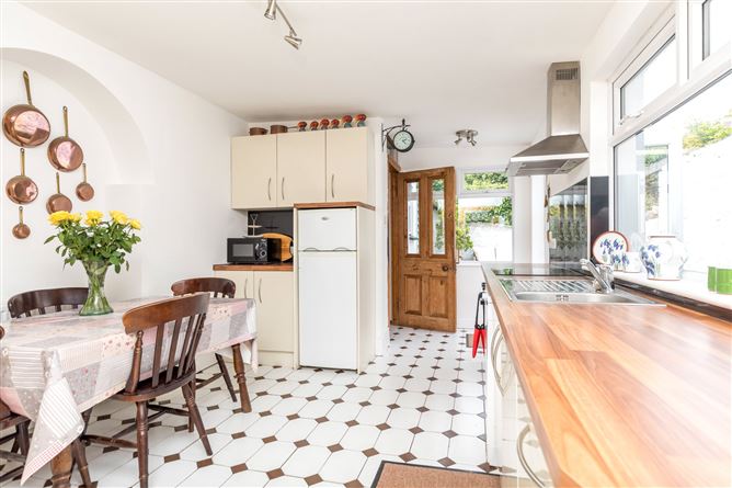 8 Martello Terrace, Bray, Co. Wicklow