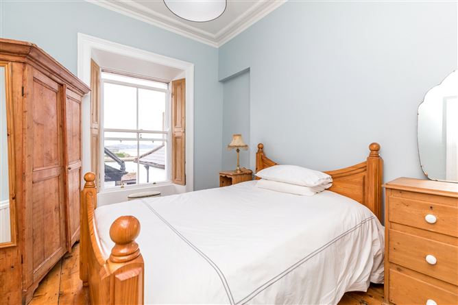 8 Martello Terrace, Bray, Co. Wicklow