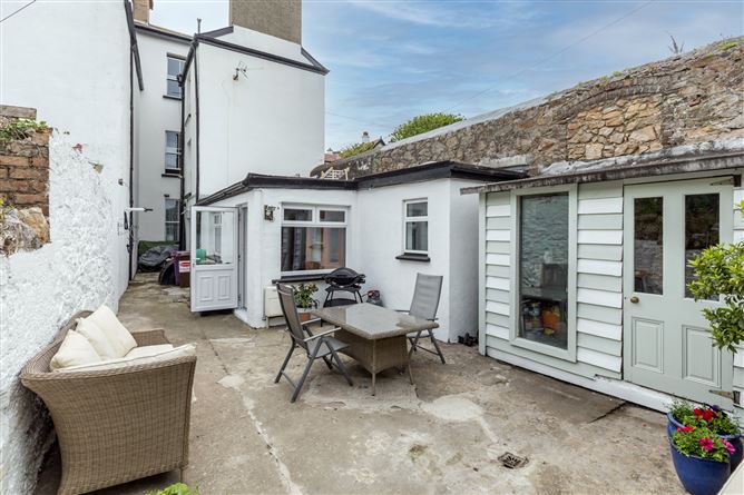 8 Martello Terrace, Bray, Co. Wicklow