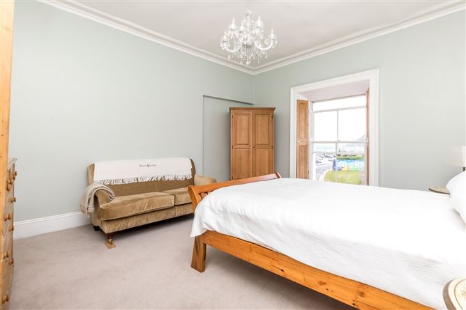 8 Martello Terrace, Bray, Co. Wicklow