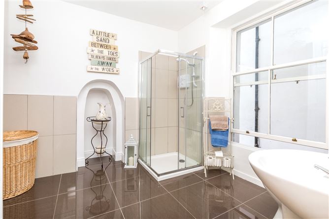 8 Martello Terrace, Bray, Co. Wicklow