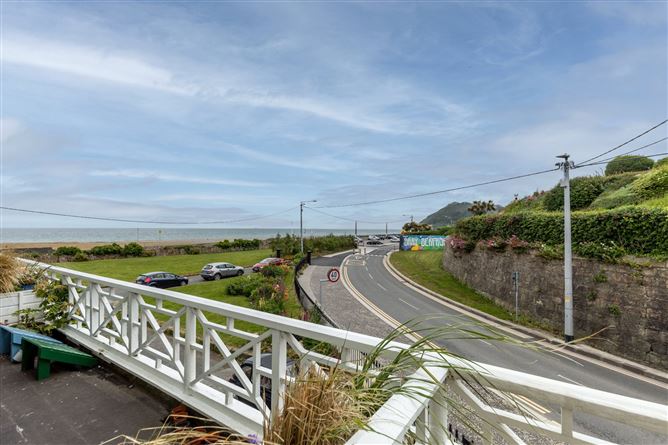 8 Martello Terrace, Bray, Co. Wicklow