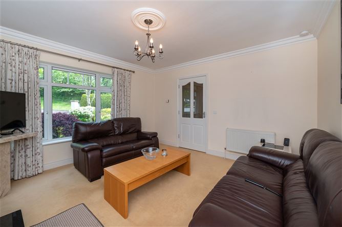 28 Rowan Hill, Mount Oval, Rochestown, Cork