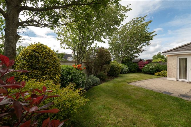 28 Rowan Hill, Mount Oval, Rochestown, Cork