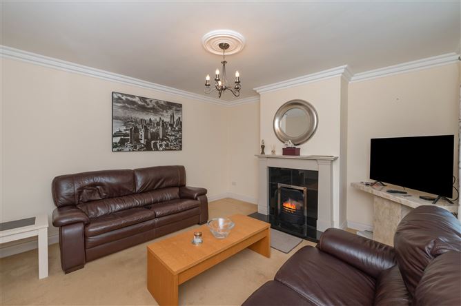 28 Rowan Hill, Mount Oval, Rochestown, Cork