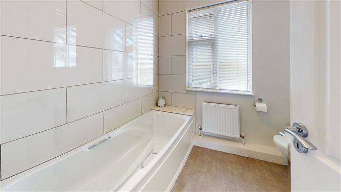 25 Sugarloaf Crescent, Bray, Co. Wicklow