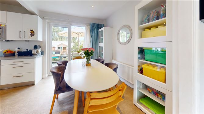 25 Sugarloaf Crescent, Bray, Co. Wicklow