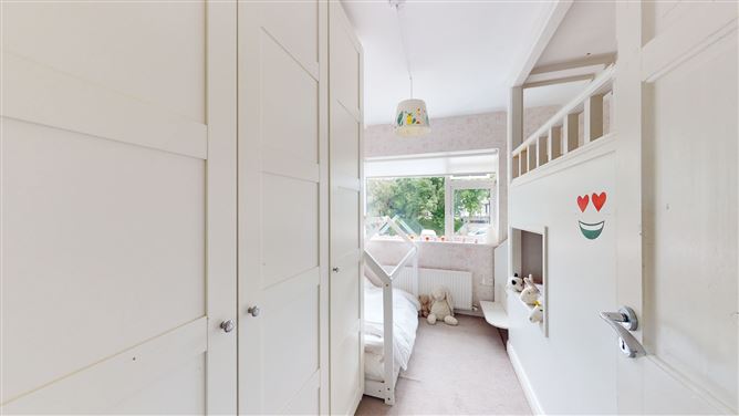 25 Sugarloaf Crescent, Bray, Co. Wicklow