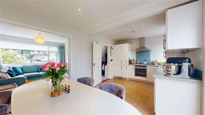 25 Sugarloaf Crescent, Bray, Co. Wicklow