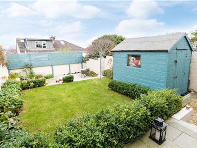 35 Kingston Grove, Ballinteer, Dublin 16