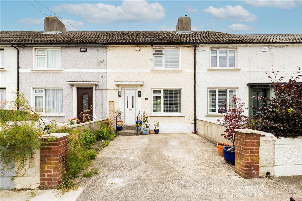 71 LARKHILL ROAD, Whitehall, Dublin 9