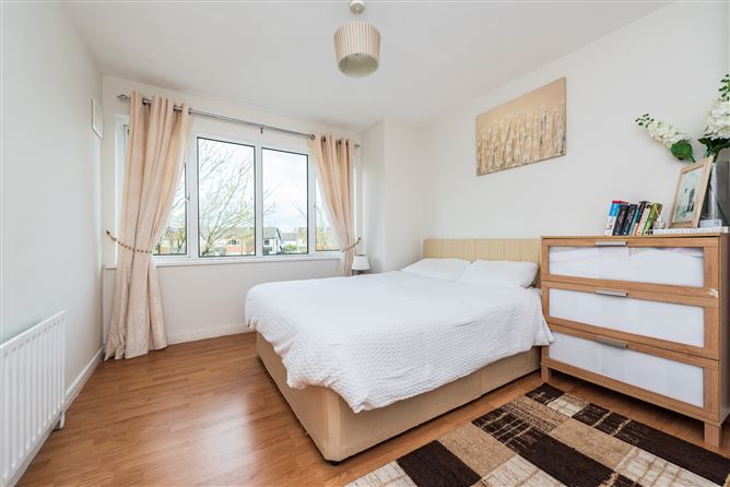 12 Osberstown Park, Sallins, Co. Kildare