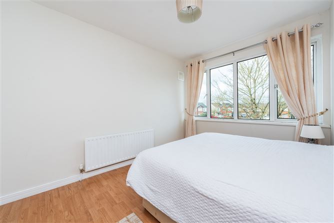 12 Osberstown Park, Sallins, Co. Kildare