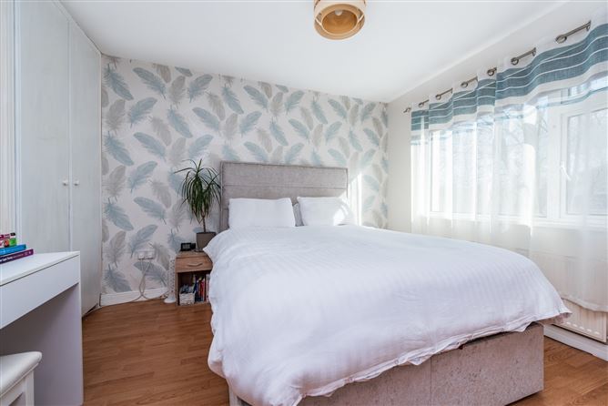 12 Osberstown Park, Sallins, Co. Kildare