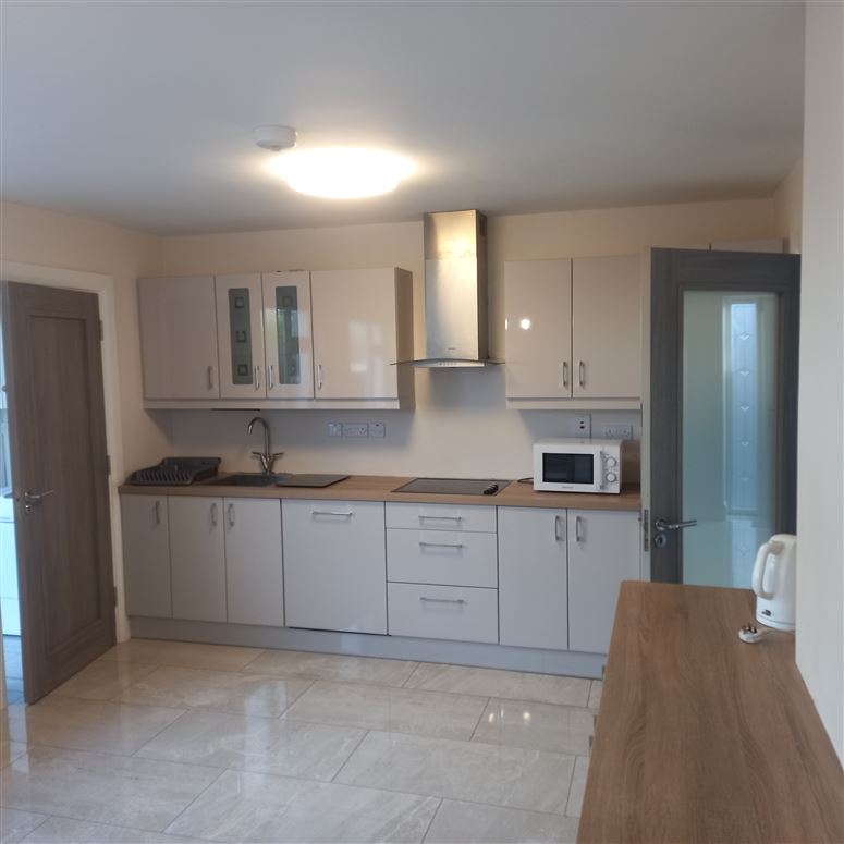 5 doire gheal clybaun Rd , Knocknacarra,   Galway City, H91 RW9T