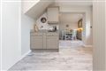8 Whitethorn Close