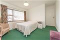 8 Whitethorn Close